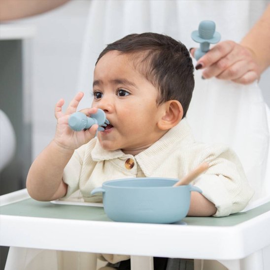 Couvert bébé | Ergonomique et Sécurisé - Bébé Bambin